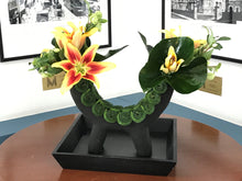 Load image into Gallery viewer, OASIS® MIDNIGHT FLORAL FOAM