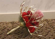 Load image into Gallery viewer, OASIS® Elegant Bouquet Holder (Leaves: Gold)