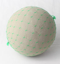 Load image into Gallery viewer, OASIS® Sphere 22CM With Net (Dry Foam)
