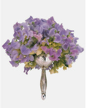 Load image into Gallery viewer, OASIS®  Elegant Bouquet Holder (Leaves: Silver)
