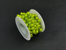 Load image into Gallery viewer, OASIS 6MM/8MM MIXED BEAD WIRE ON REEL X 8M (APPLE GREEN/GREEN)
