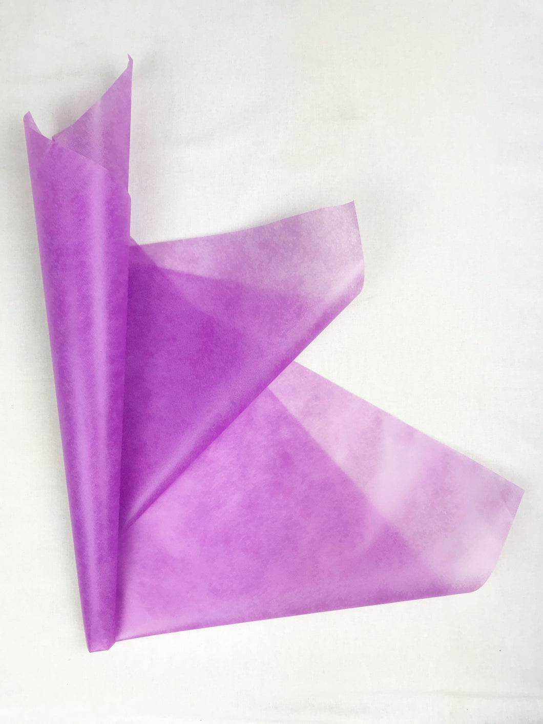 NON WOVEN FLOWER WRAPPING SHELL SHEET 65CM X 65CM (LAVENDER)
