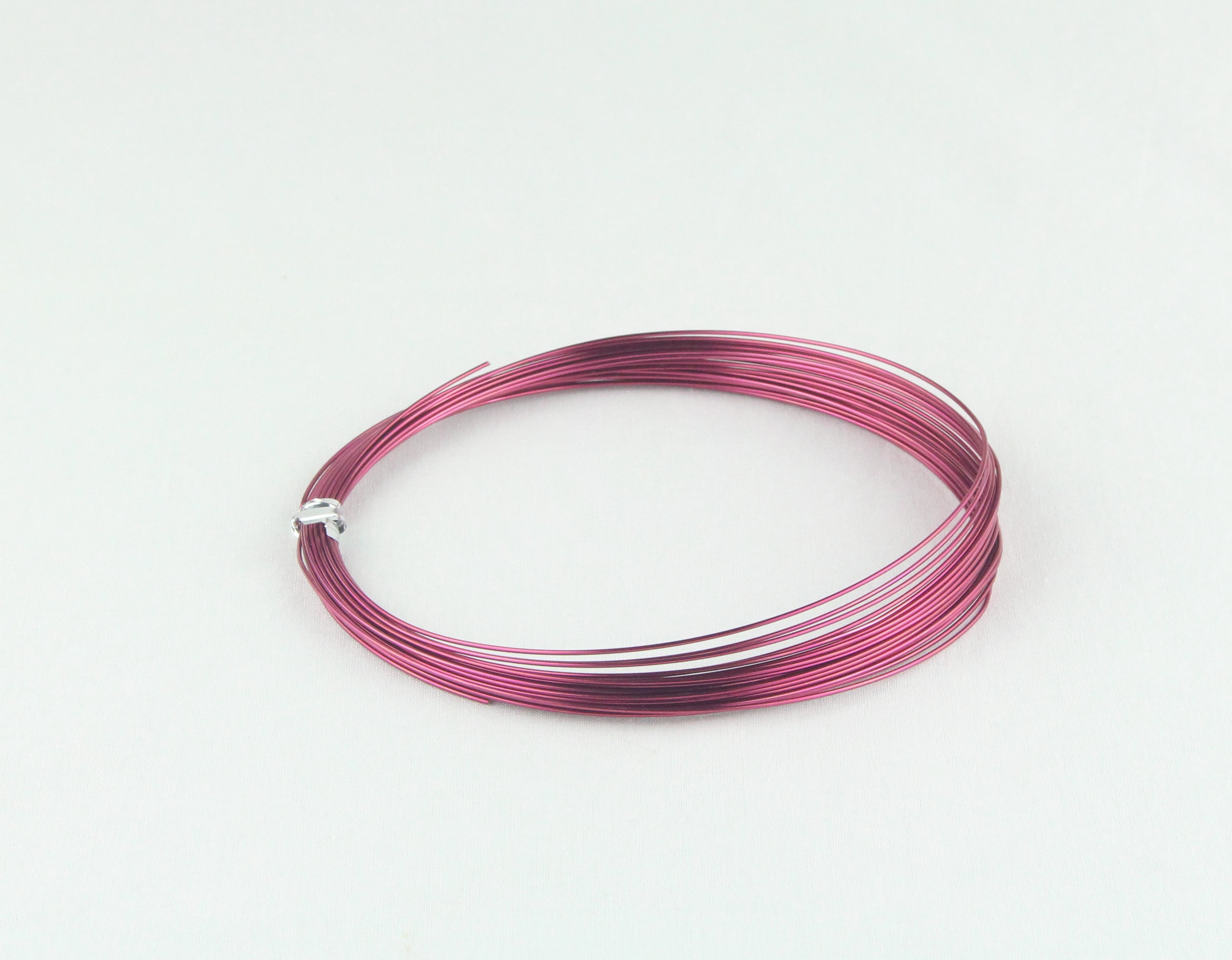 Oasis Round Aluminum Wire 1MM is easy to shape. – OASIS® Floral ...