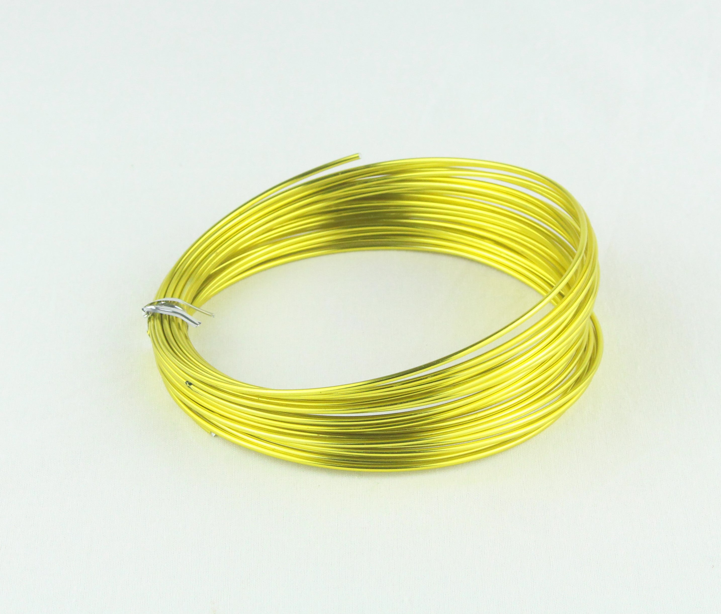 Oasis Round Aluminum Wire 2MM is easy to shape. – OASIS® Floral ...